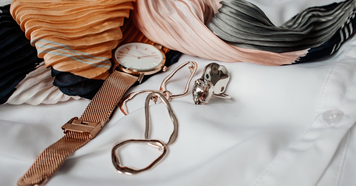Scarves as Gifts: A Thoughtful Choice